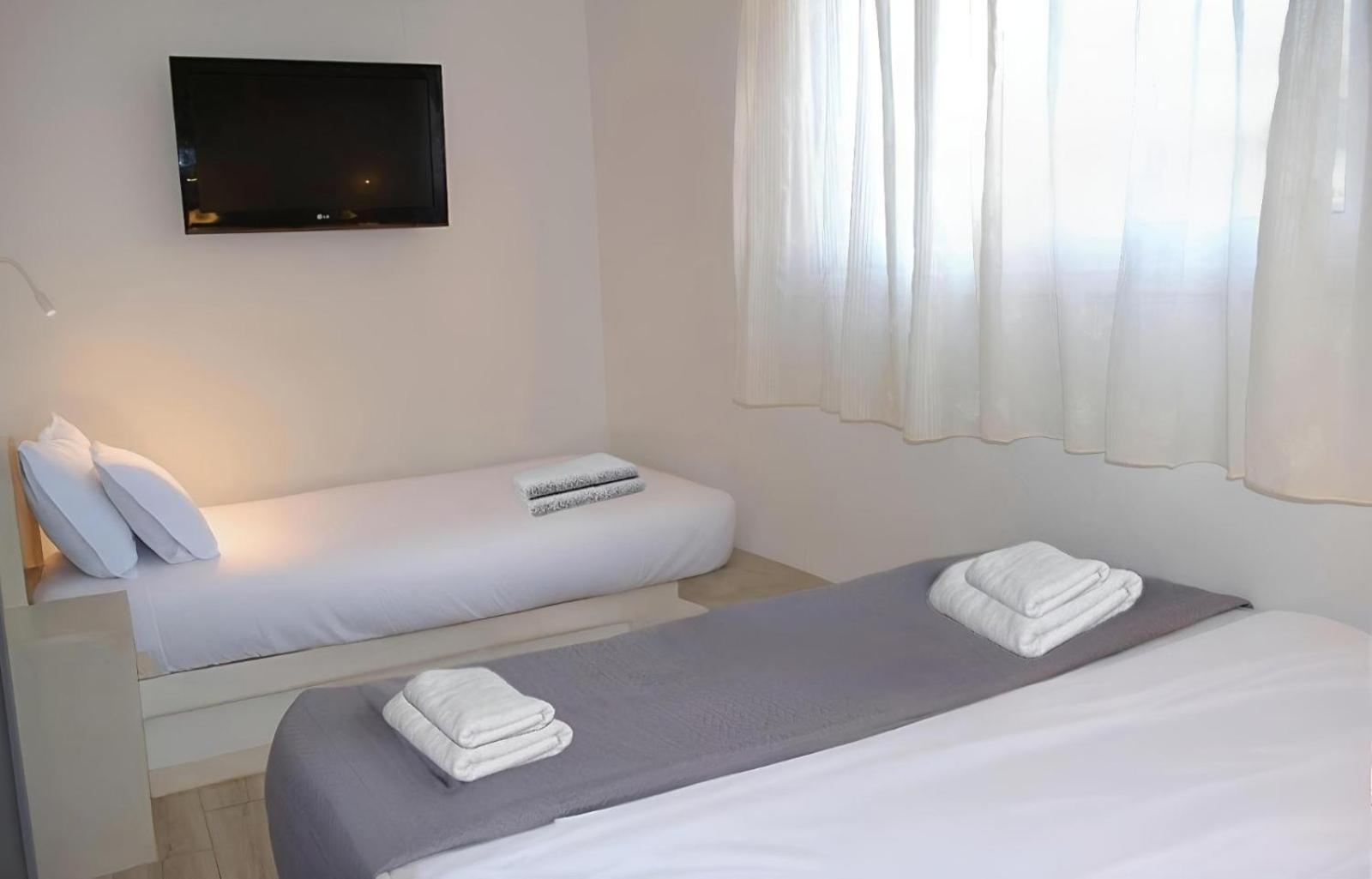 Tinos Heritage Plateia Luaran gambar