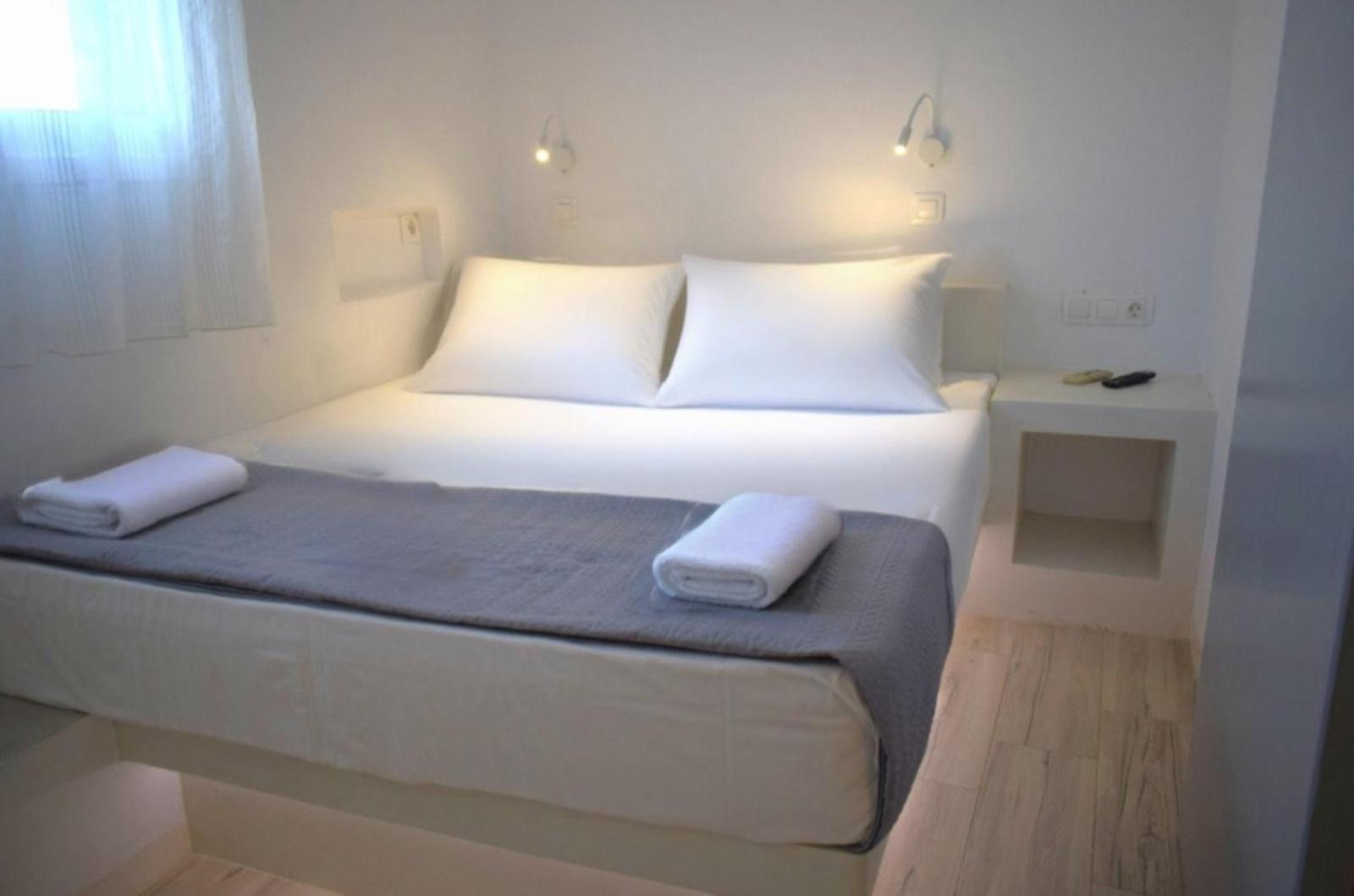 Tinos Heritage Plateia Luaran gambar