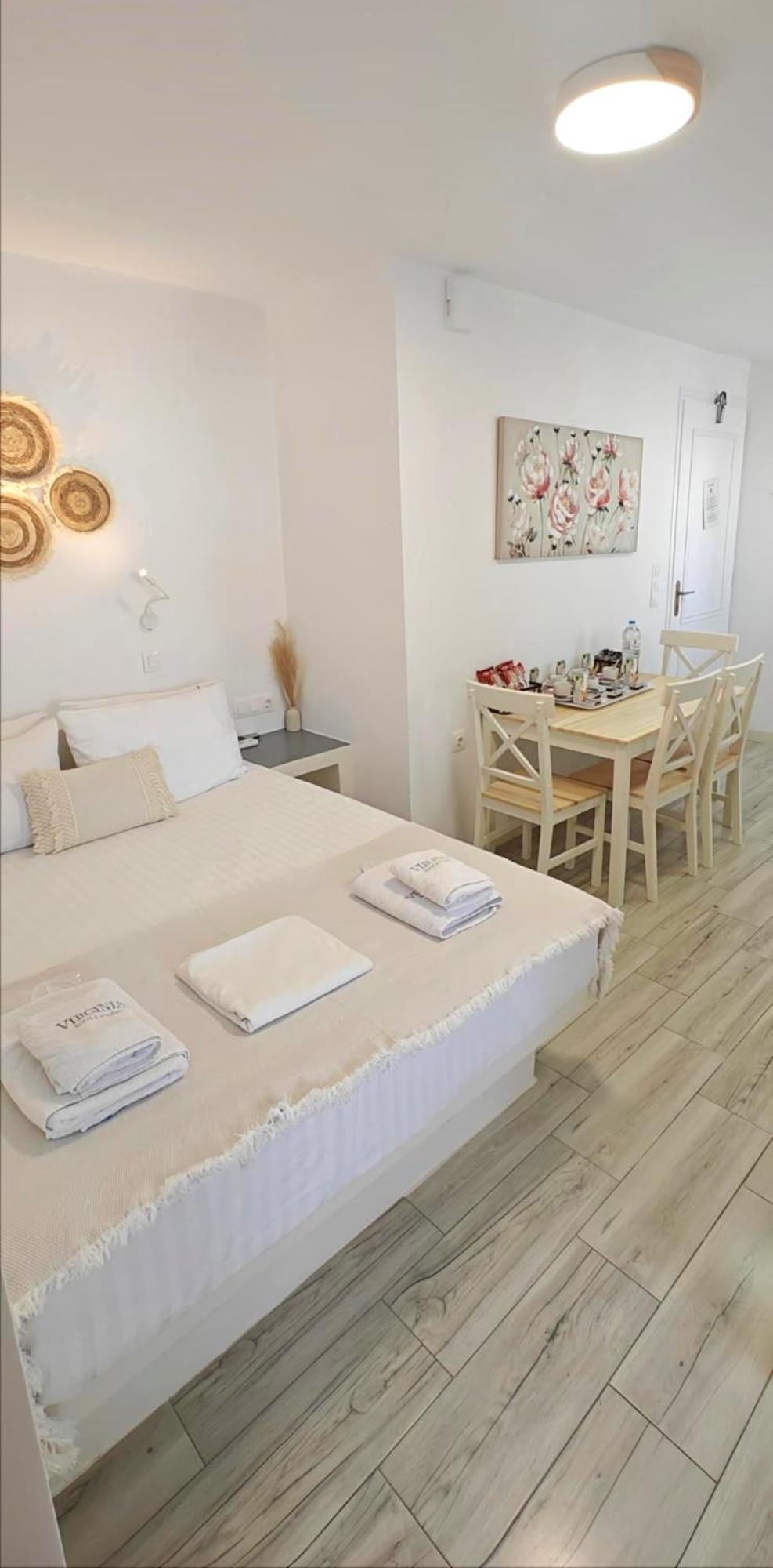 Tinos Heritage Plateia Luaran gambar